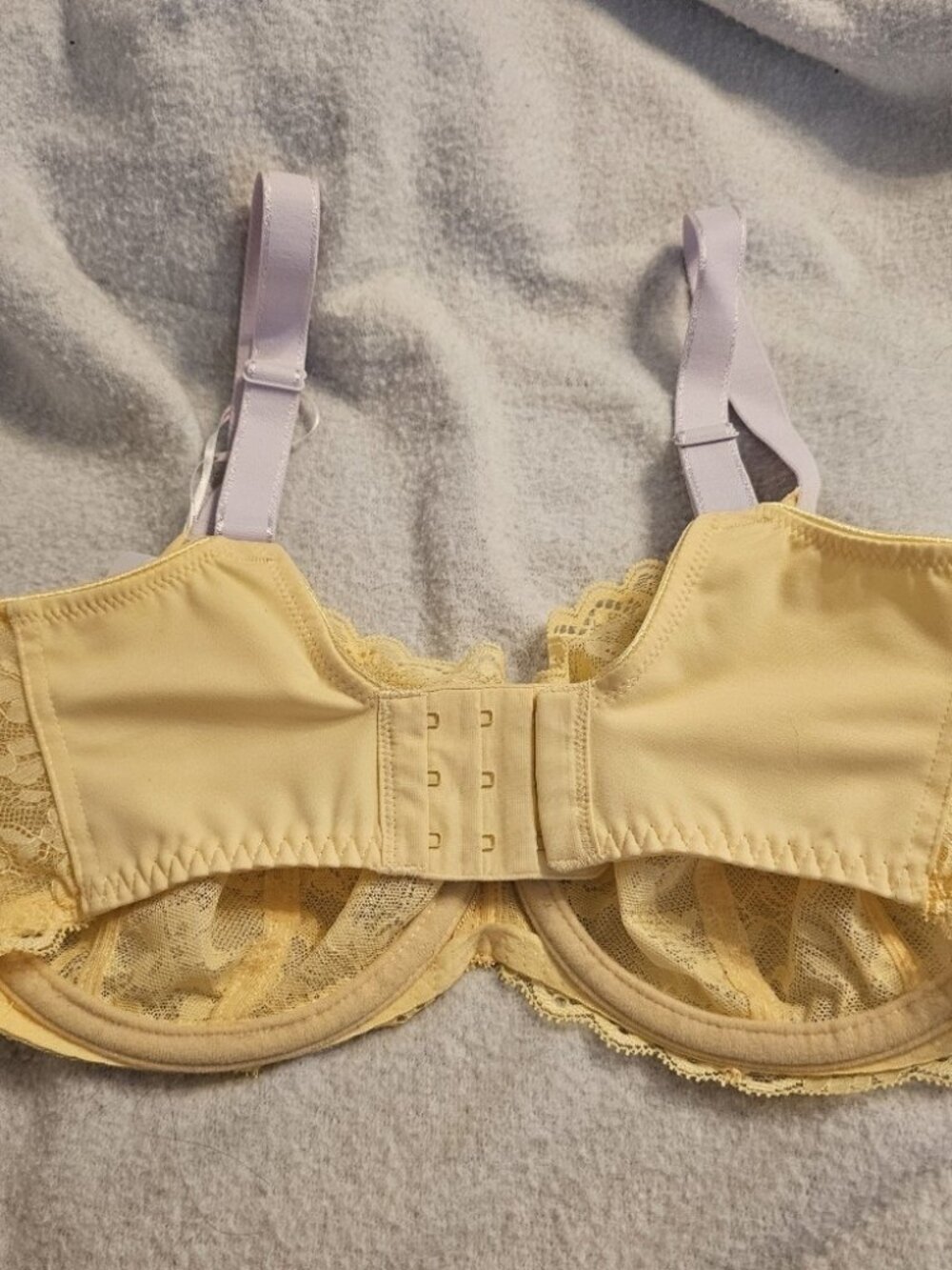 Freya Offbeat Underwire Side Support Bra - Yellow 30J Bra - Picture 4 of 5